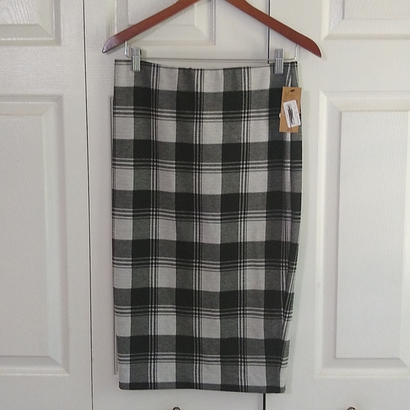 Daniel Cremieux Dresses & Skirts - Cremieux buffalo check skirt size Medium